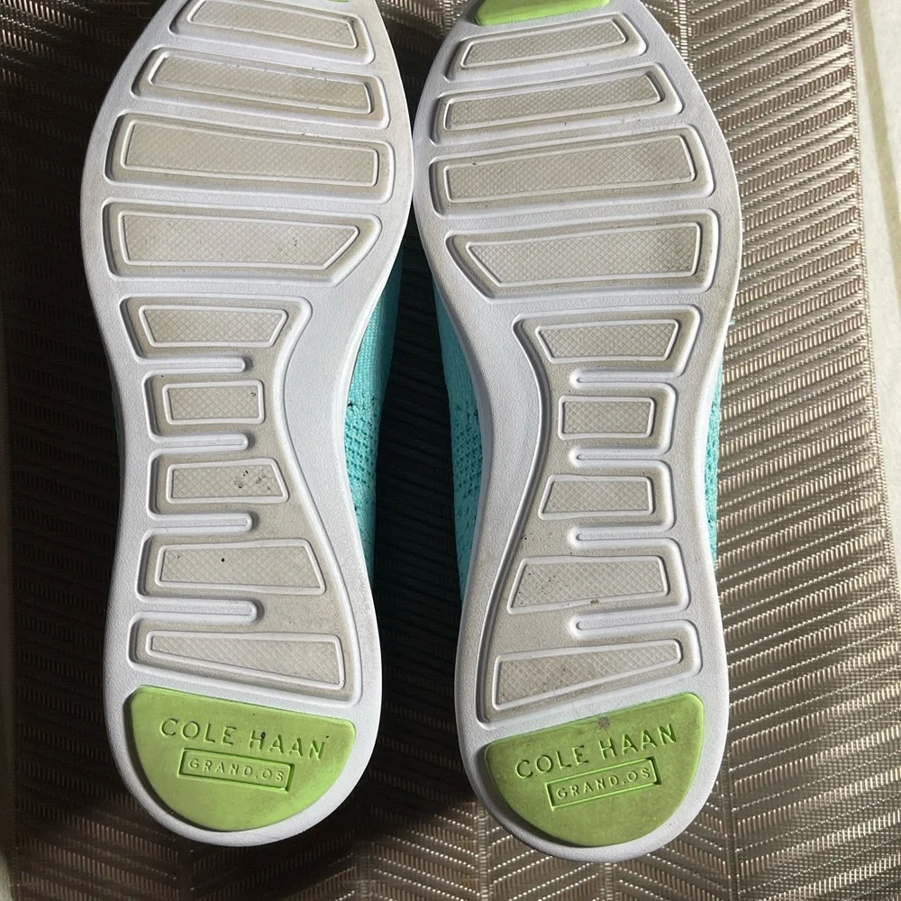 CLEARANCE - ANY 2 PAIRS OF SHOES $35 Cole Haan Women's Flats Size 6.5 - Picture 3 of 4